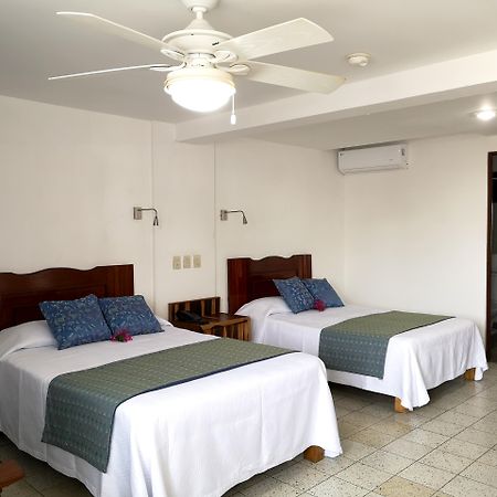Hotel Rosita プエルトバラータ エクステリア 写真